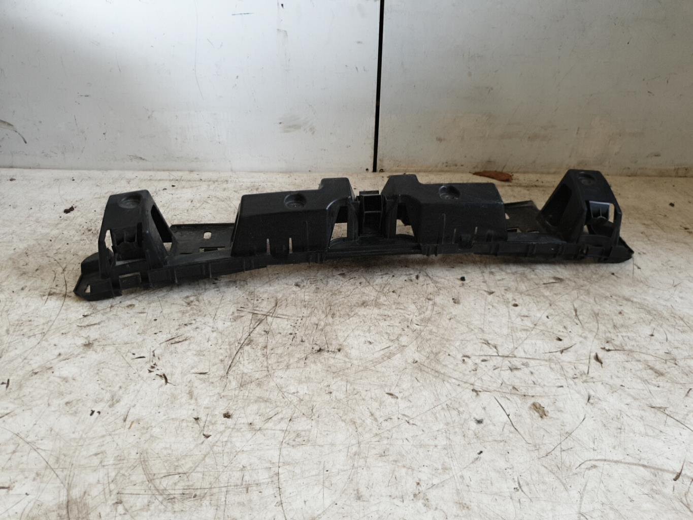 Support de pare chocs arriere CITROEN C3 2 PHASE 1 Diesel - 1
