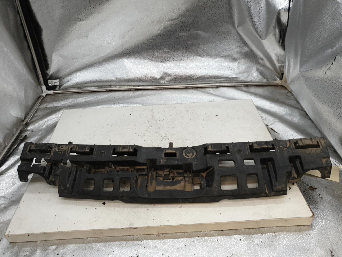 Support de pare chocs arriere RENAULT MEGANE 3 PHASE 1 Diesel - 1
