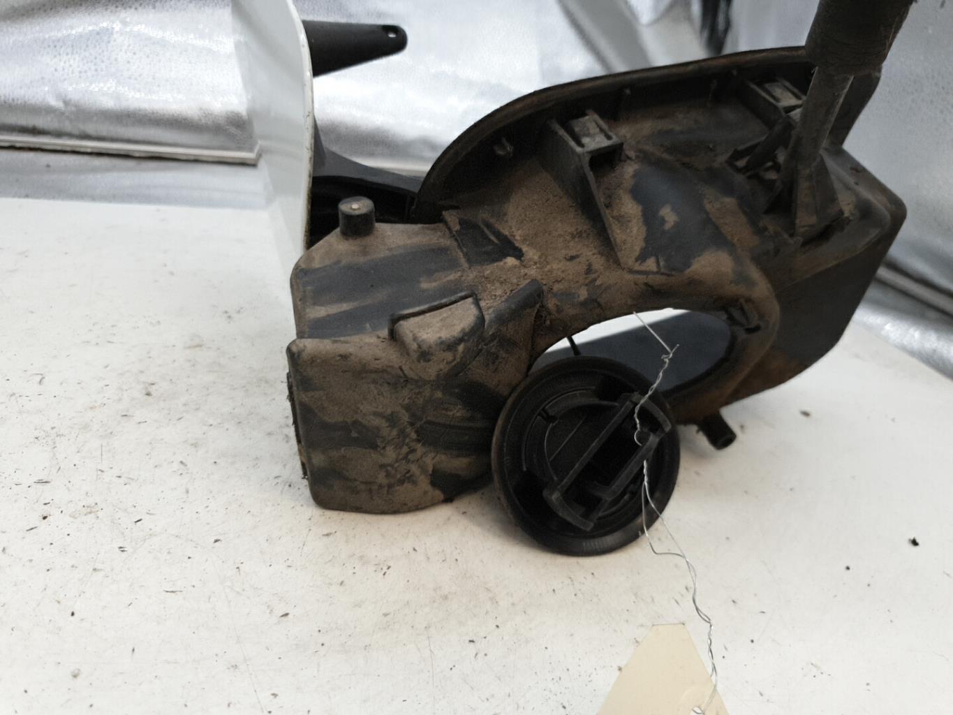 Trappe d'essence RENAULT CLIO 3 PHASE 2  - 1
