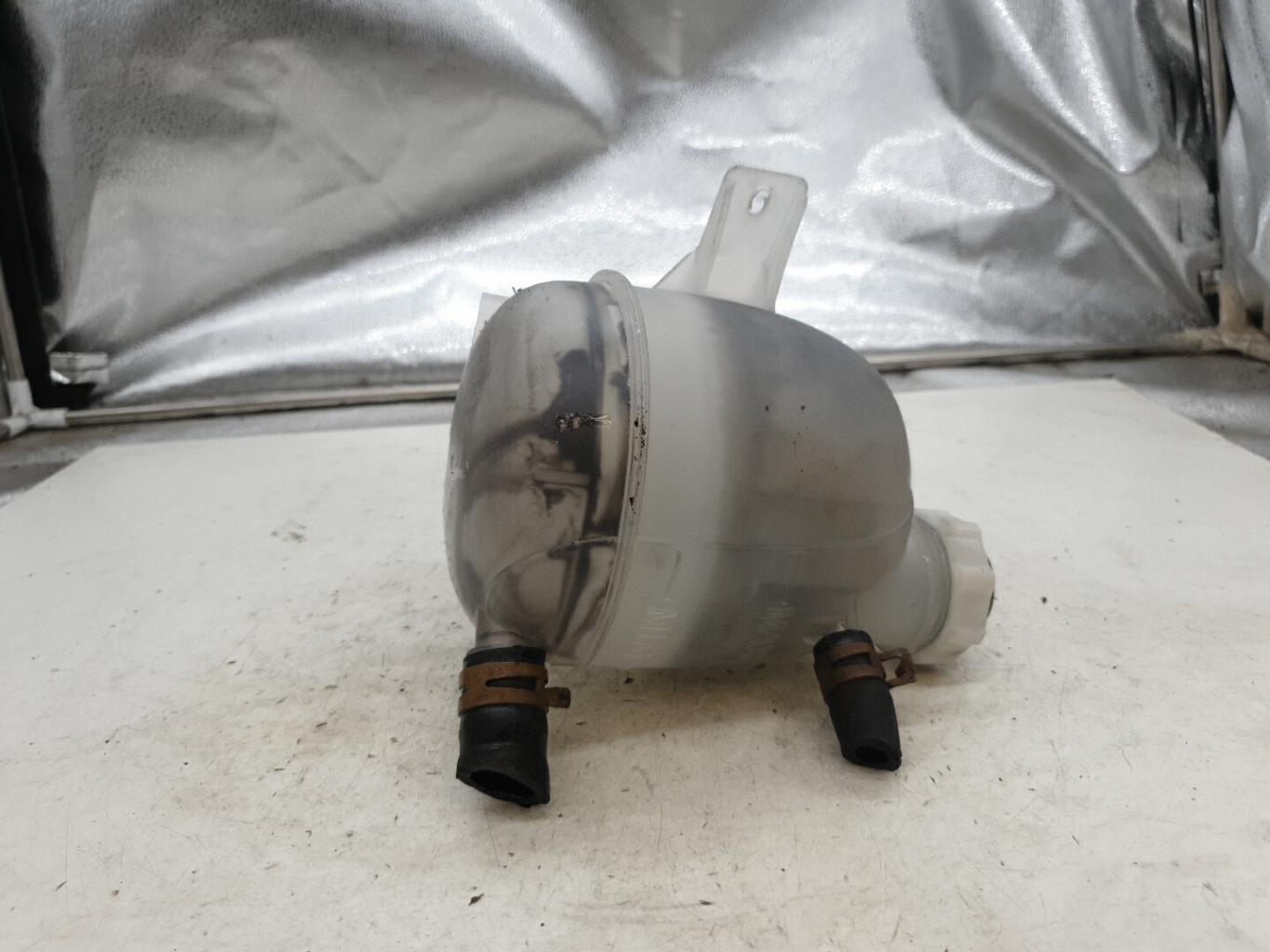 Vase d'expansion RENAULT CLIO 2 PHASE 1 Essence - 1