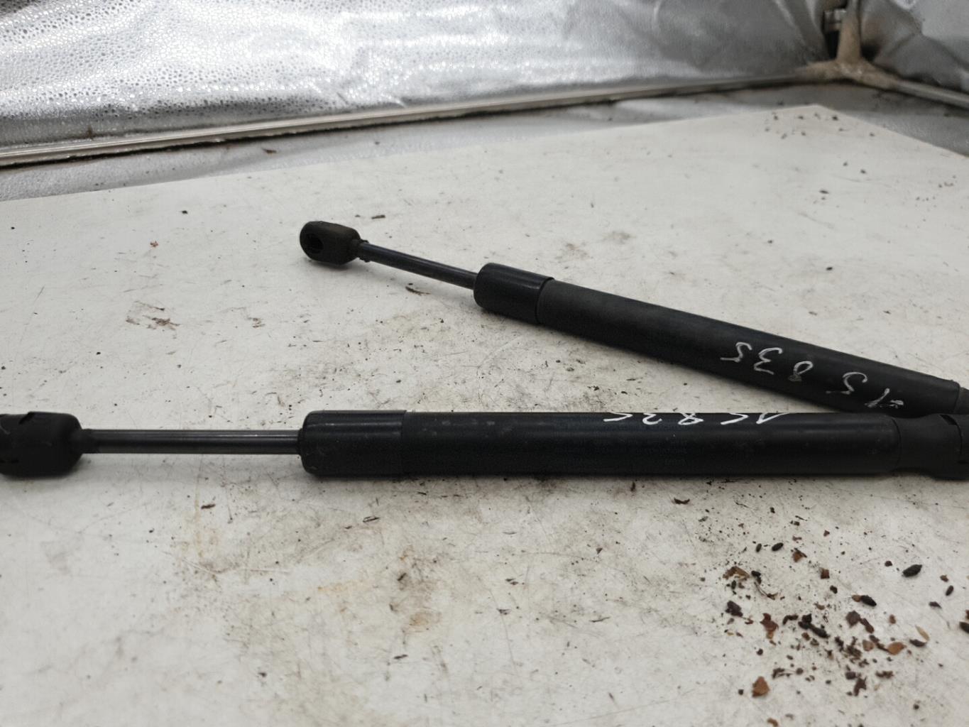 Verin de capot AUDI A4 2 PHASE 2 Diesel - 1