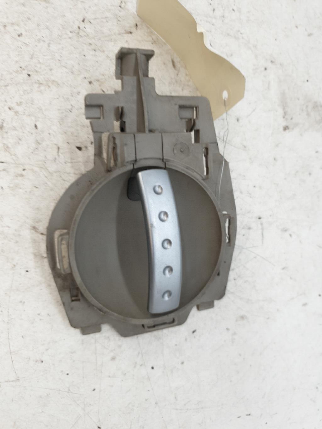 Poignee porte avant gauche CITROEN C3 1 PHASE 2 Diesel - 1