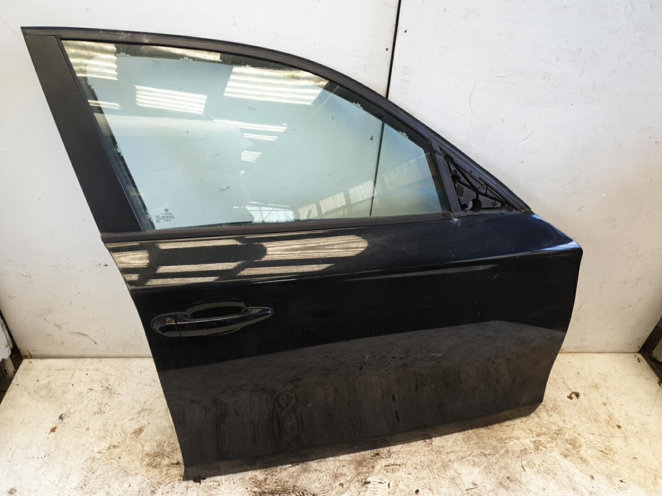 Porte avant droit BMW SERIE 1 E87 PHASE 2 Essence - 1