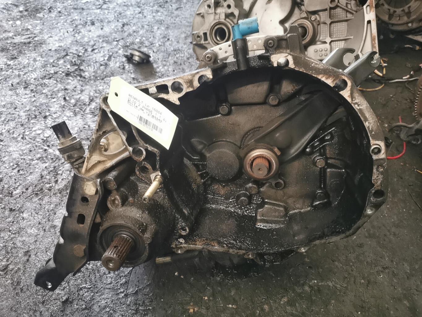 Boite de vitesses RENAULT CLIO 2 PHASE 1 Essence - 1