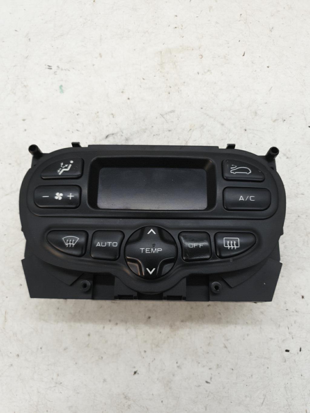Commande chauffage PEUGEOT 206 PHASE 1 CABRIOLET Essence - 1