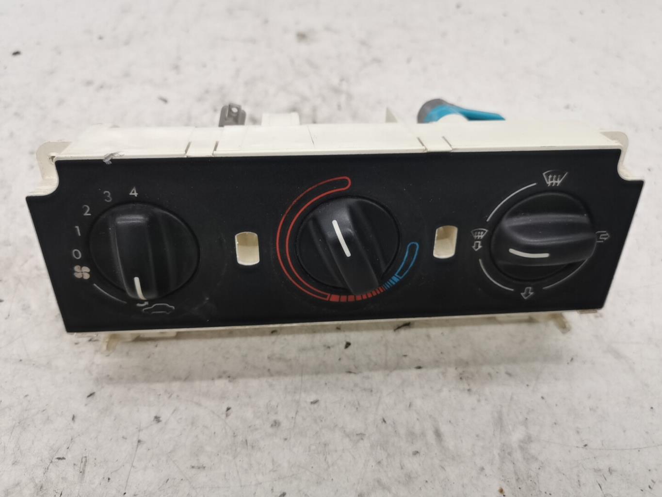Commande chauffage PEUGEOT 306 PHASE 2 Diesel - 1