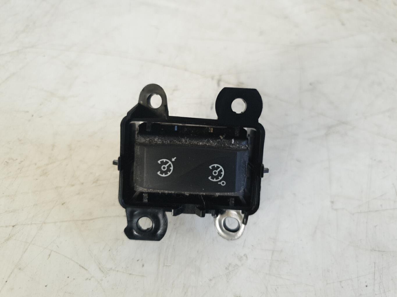 Commande regulateur vitesse RENAULT LAGUNA 3 PHASE 1 BREAK Diesel - 1