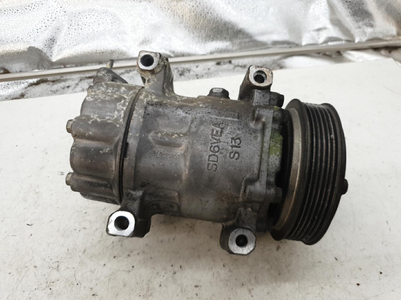 Compresseur clim PEUGEOT 307 PHASE 1 CABRIOLET Essence - 1