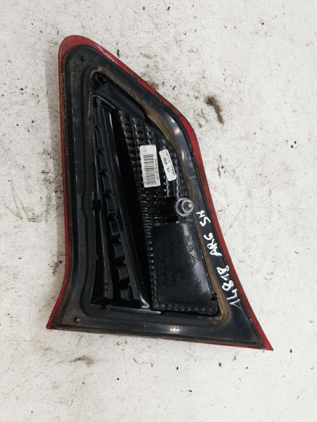 Feu arriere secondaire gauche (feux) CITROEN C4 2 PHASE 1 Diesel - 1