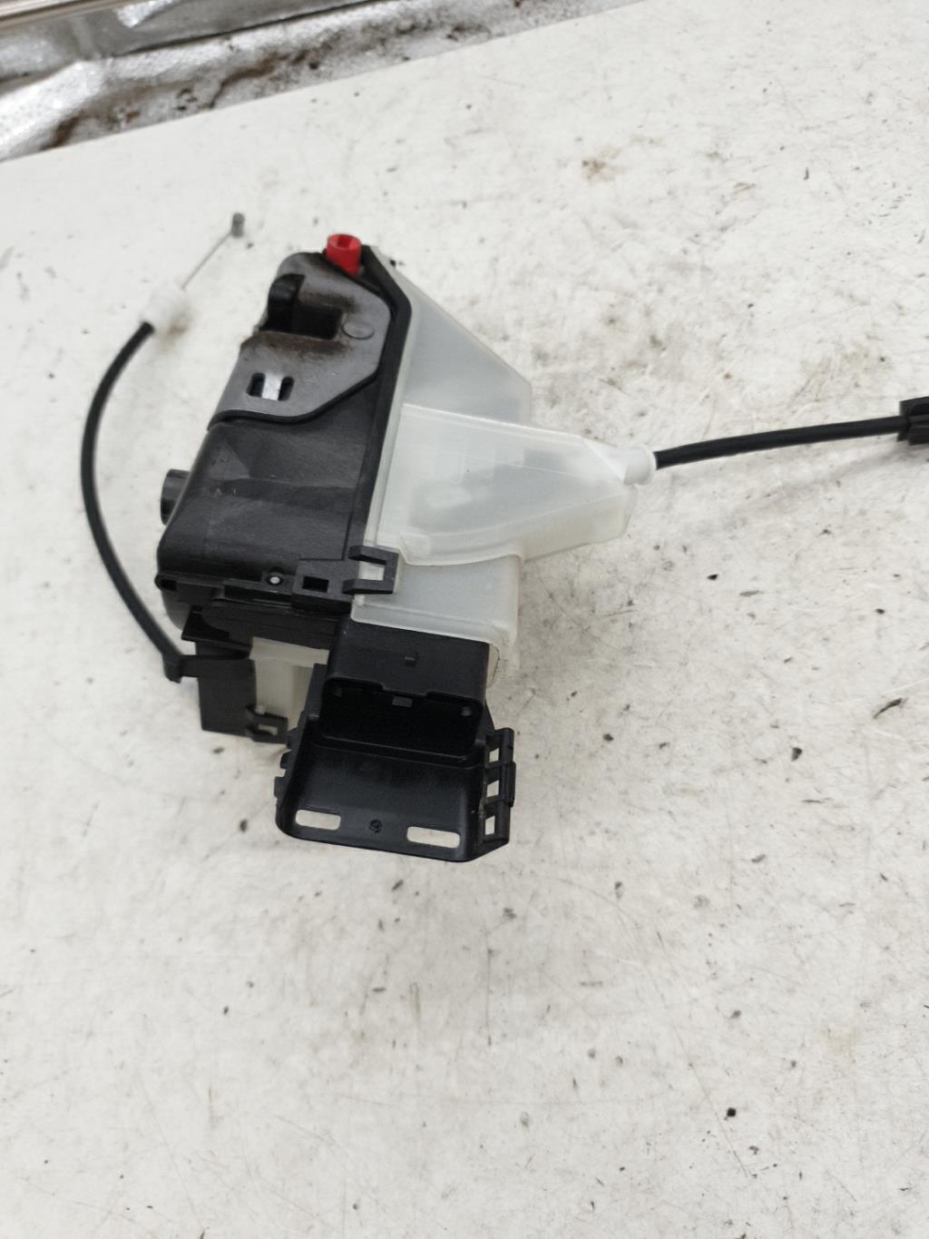 Serrure arriere gauche CITROEN C3 2 PHASE 2 Essence - 1