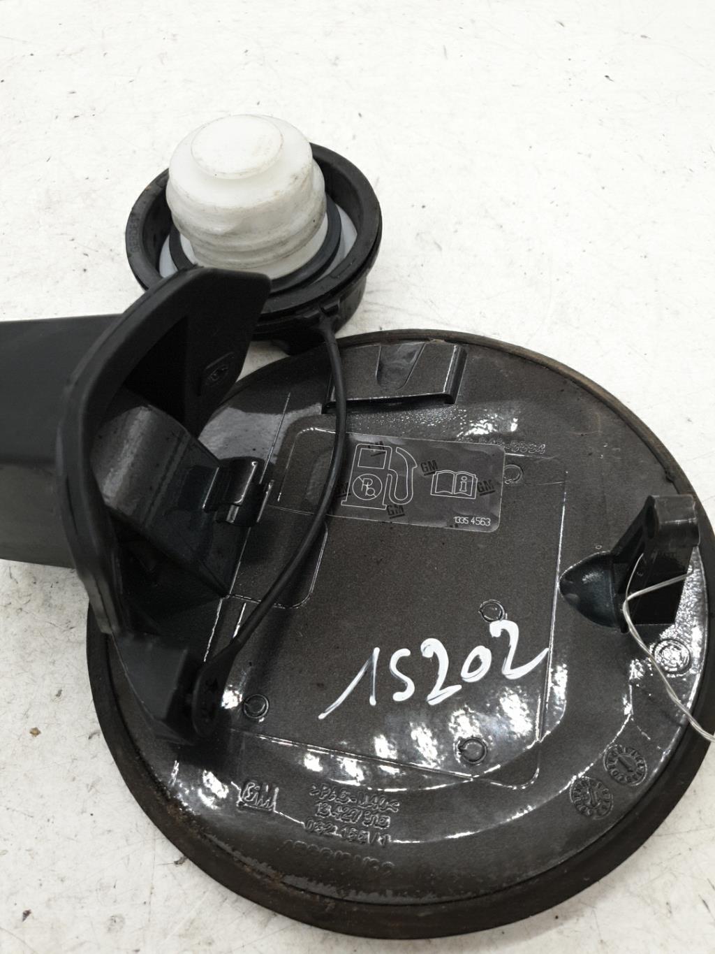 Trappe d'essence OPEL CORSA E Essence - 1