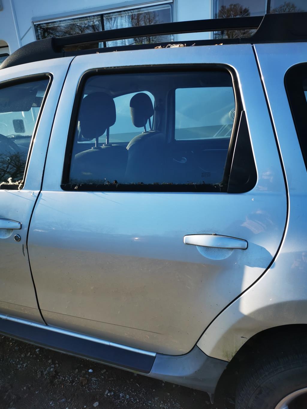 Porte arriere gauche DACIA DUSTER 1 PHASE 1 Diesel - 1