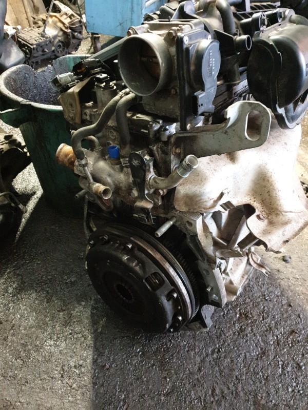 Moteur RENAULT CLIO 3 PHASE 1 Essence - 1