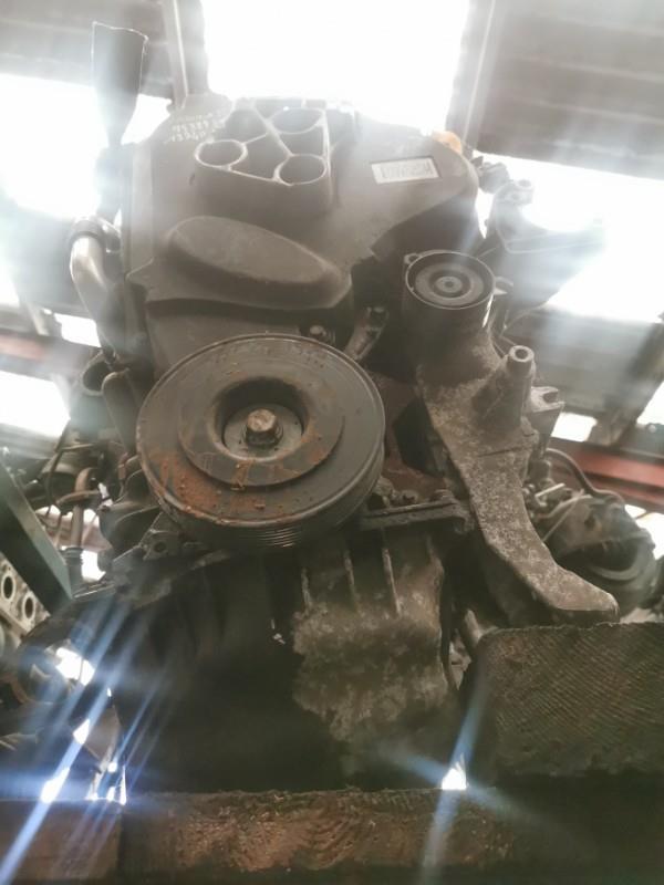 Moteur RENAULT LAGUNA 2 PHASE 2  - 1