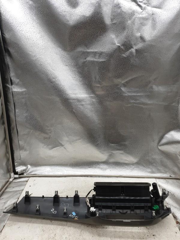 Console central (interieur plastique) CITROEN C3 2 PHASE 1 Essence - 1