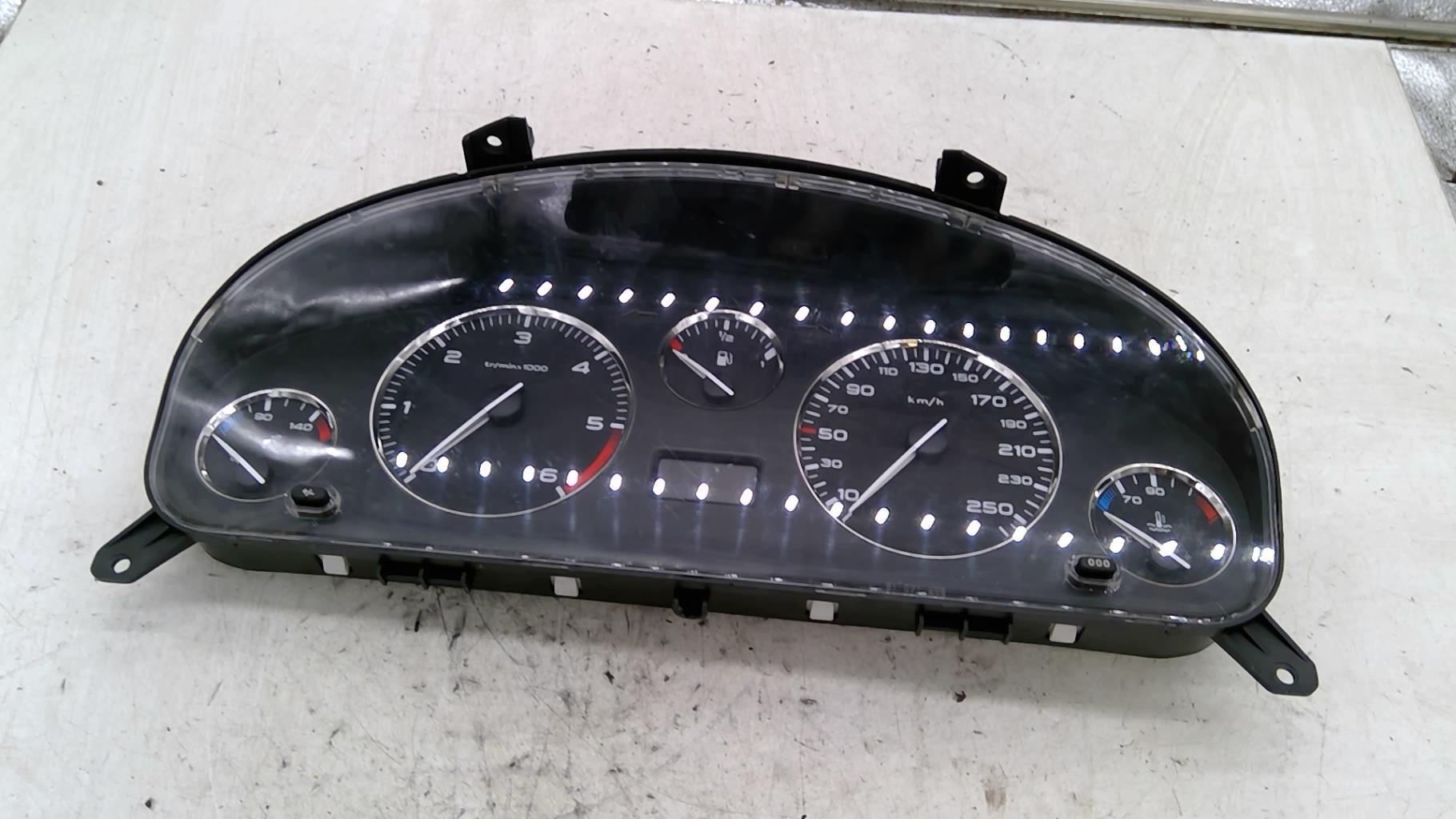 Compteur PEUGEOT 406 PHASE 2 Diesel - 1