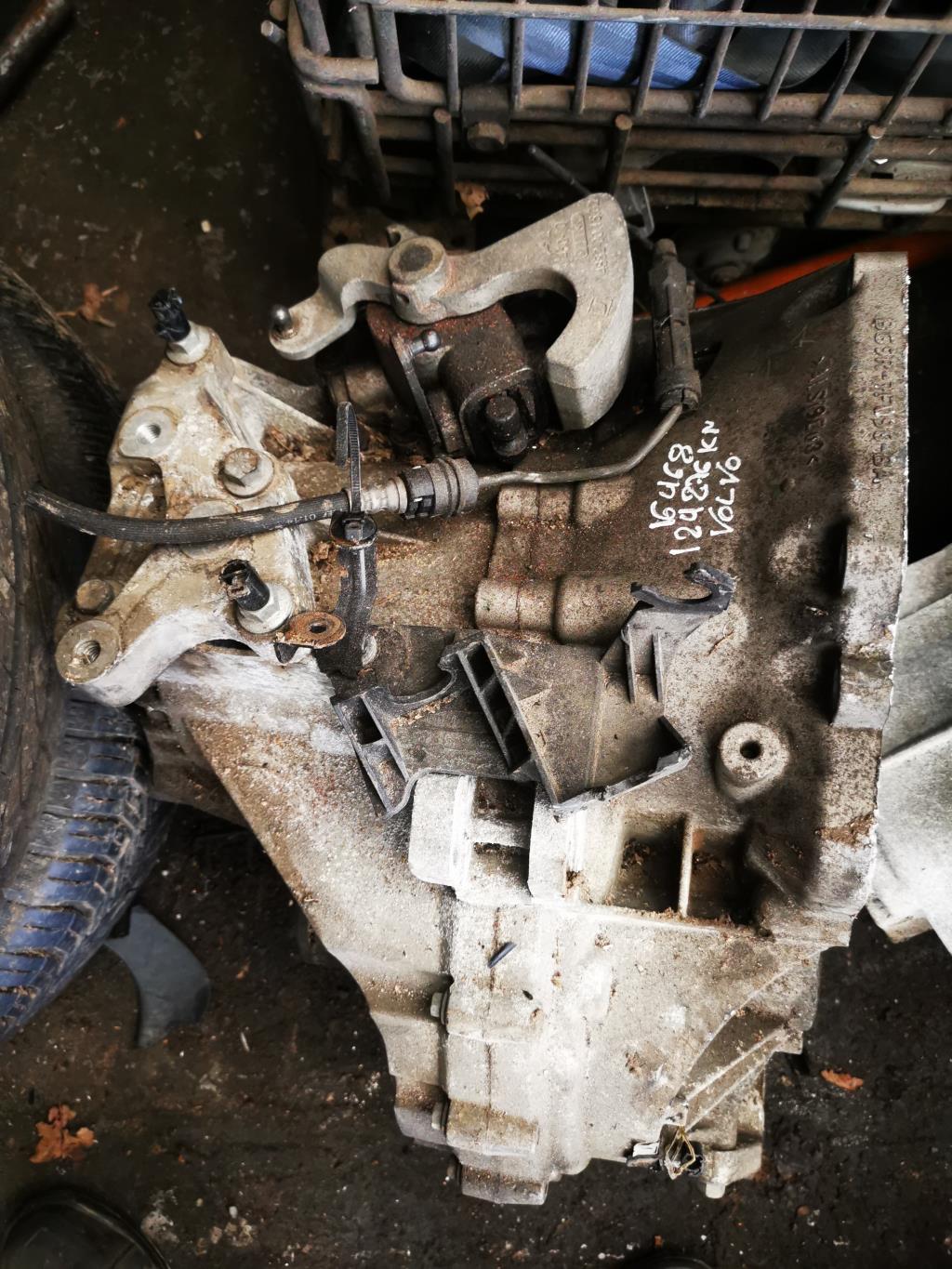 Boite de vitesses VOLVO V 70 2 PHASE 2 BREAK  - 1