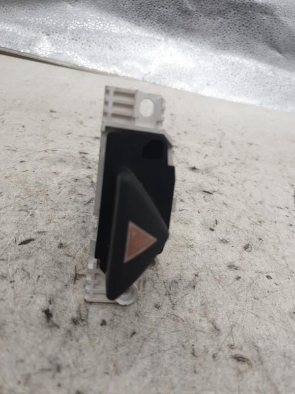 Bouton de warning FORD FOCUS 1 BREAK  - 1