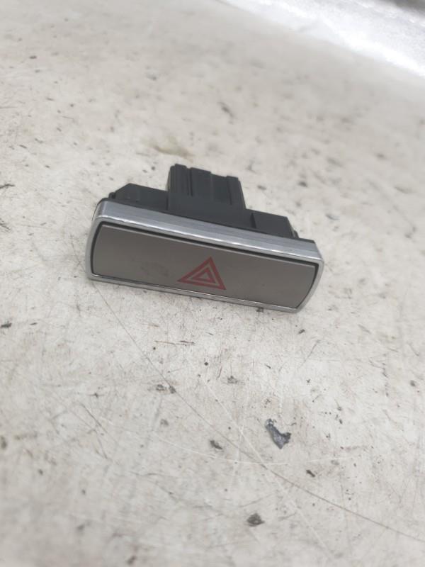 Bouton de warning FORD MONDEO 3 PHASE 1 BREAK Diesel - 1