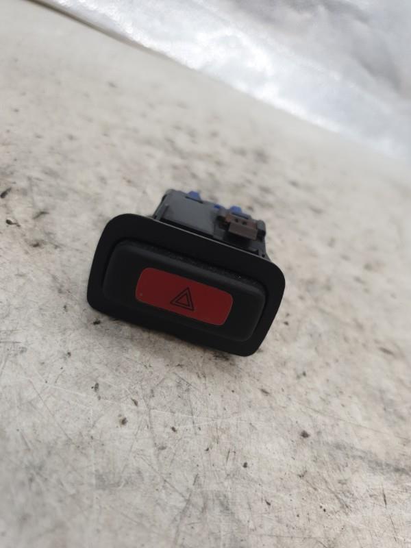 Bouton de warning ROVER 45 PHASE 1  - 1