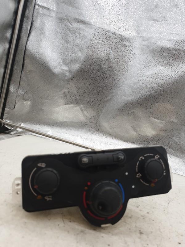 Commande chauffage RENAULT CLIO 3 PHASE 2 Diesel - 1