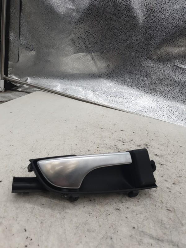 Poignee interieur avant droit AUDI A3 2 PHASE 1 Diesel - 1