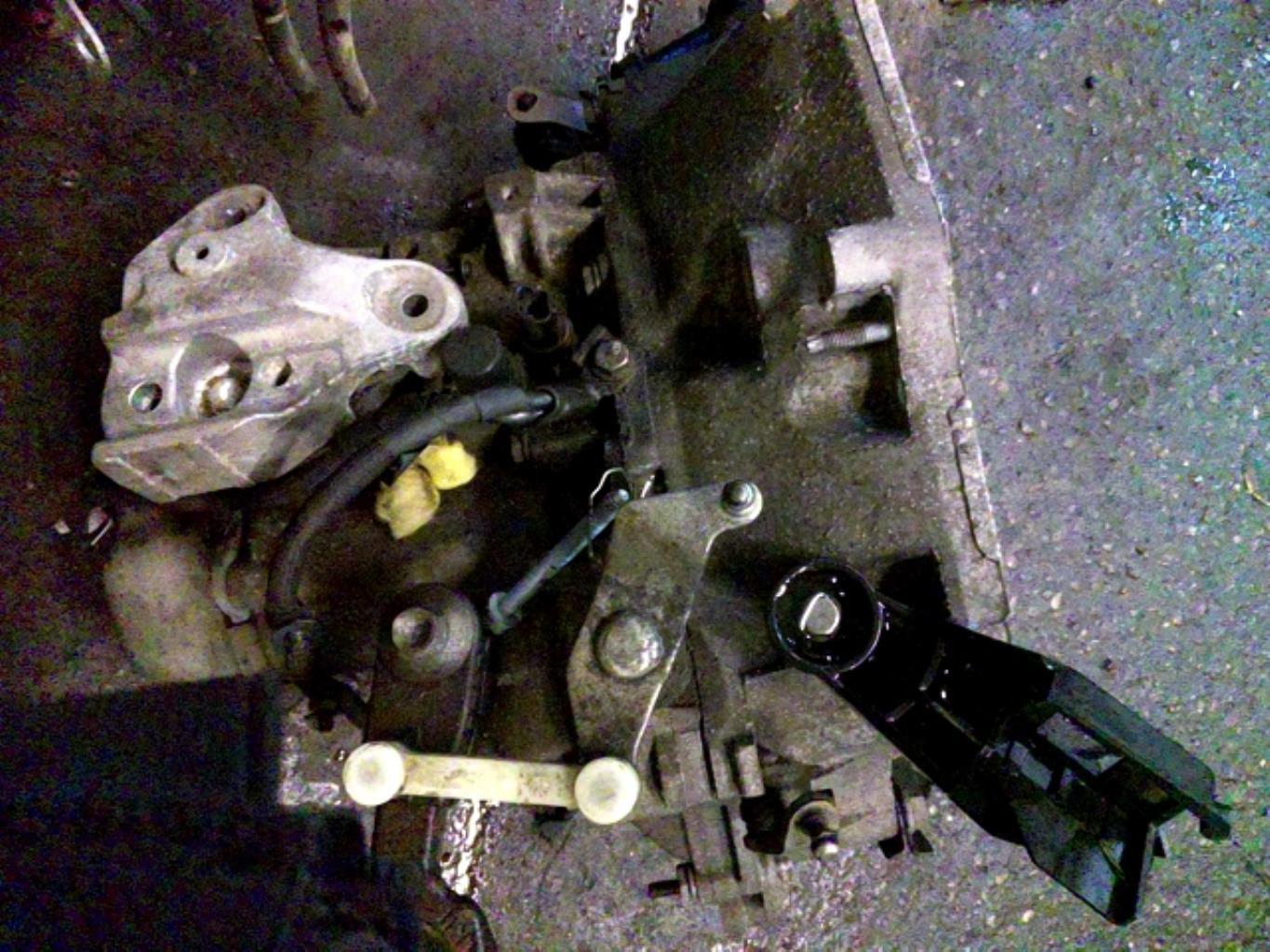 Boite de vitesses PEUGEOT 208 1 PHASE 1 Essence - 1