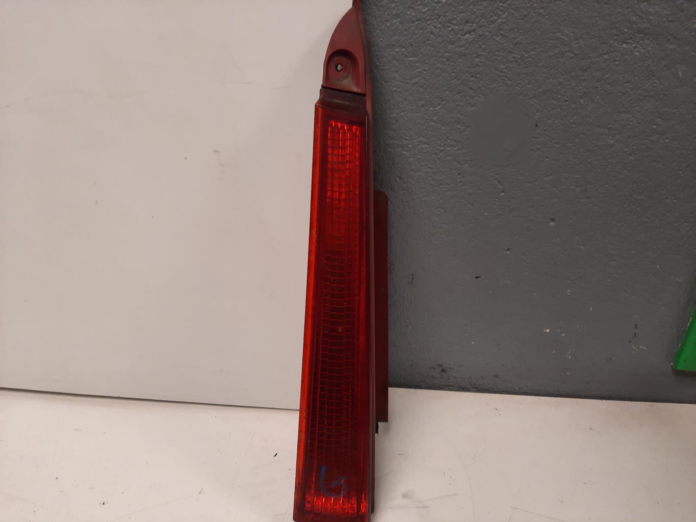 Feu arriere secondaire gauche (feux) CITROEN C4 1 PHASE 1 Diesel - 1