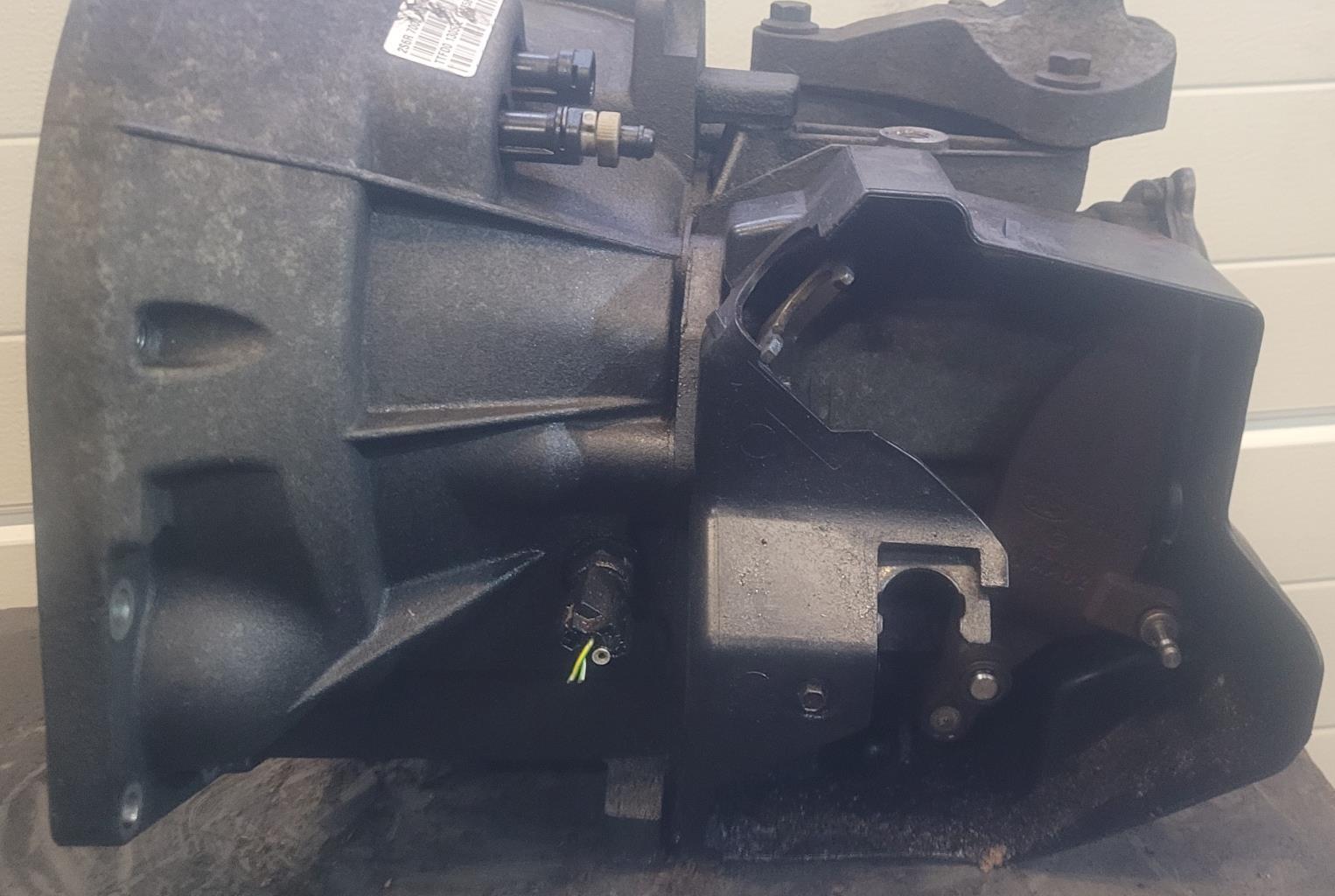 Boite de vitesses FORD FIESTA 5 PHASE 1 Essence - 1
