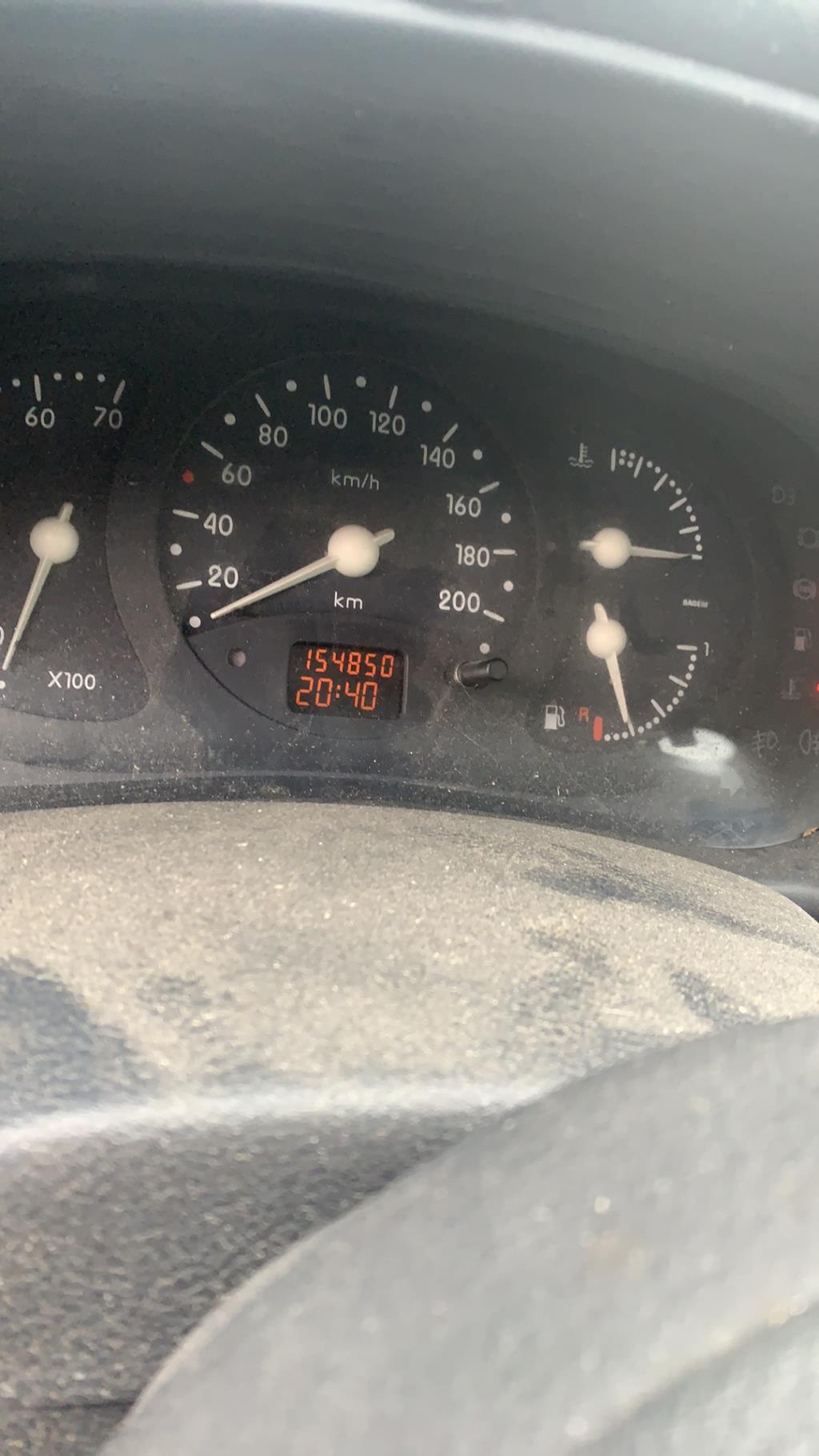 Aile avant droit RENAULT CLIO 2 PHASE 1 Essence - 1