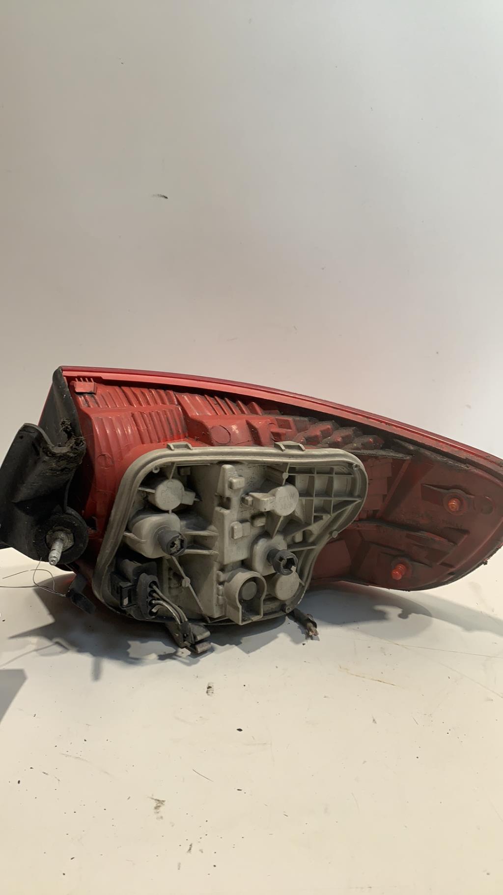 Feu arriere principal gauche (feux) AUDI A3 2 SPORTBACK PHASE 1 Diesel - 1
