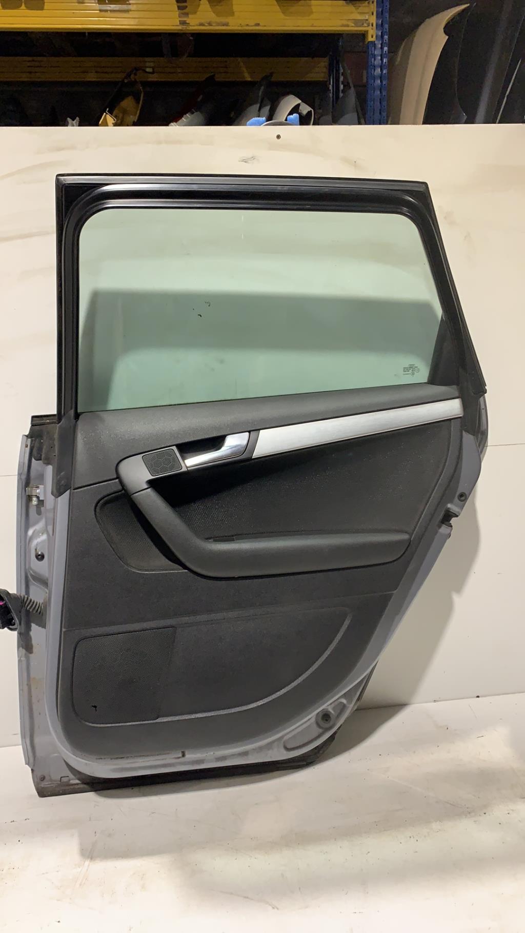 Porte arriere droit AUDI A3 2 SPORTBACK PHASE 1 Diesel - 1