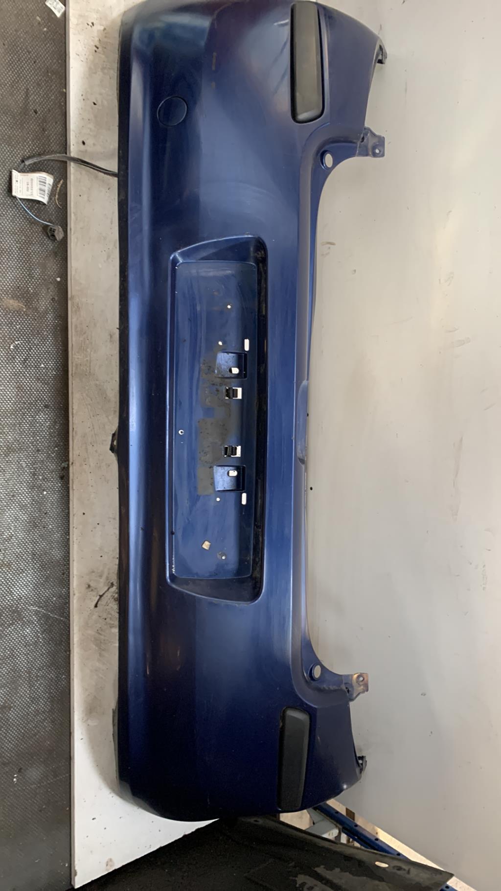 Pare choc arriere RENAULT CLIO 3 PHASE 2 Diesel - 1