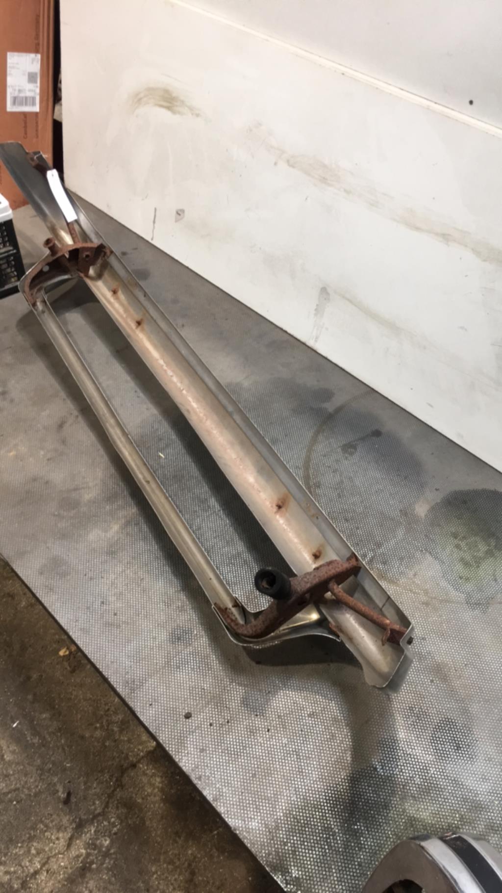 Pare choc arriere CITROEN DS  - 1