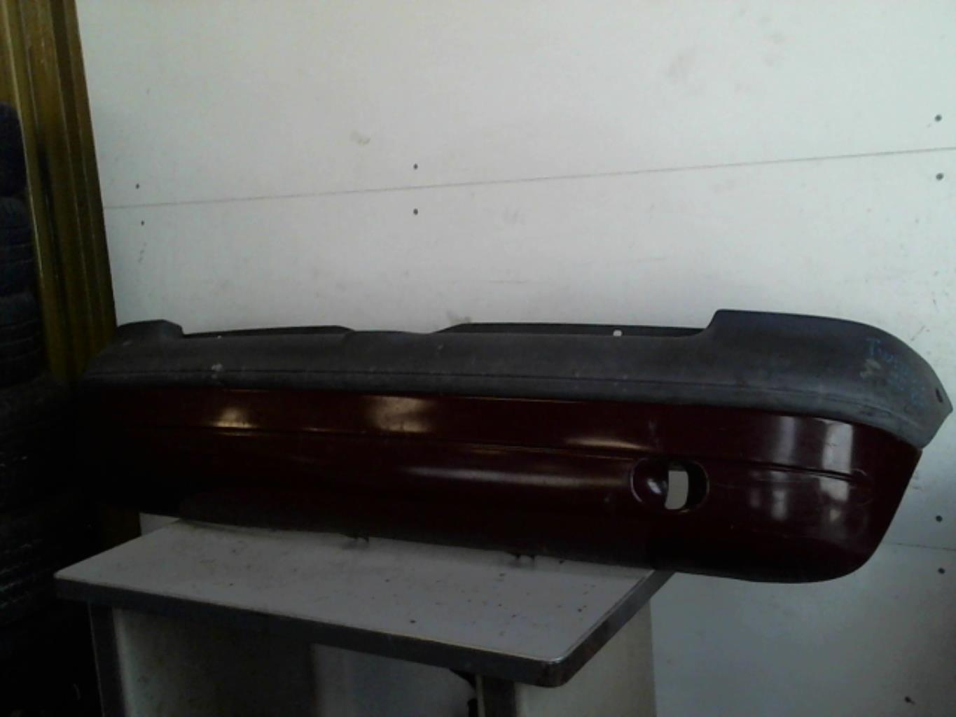 Parachoques trasero RENAULT TWINGO 1  - 1