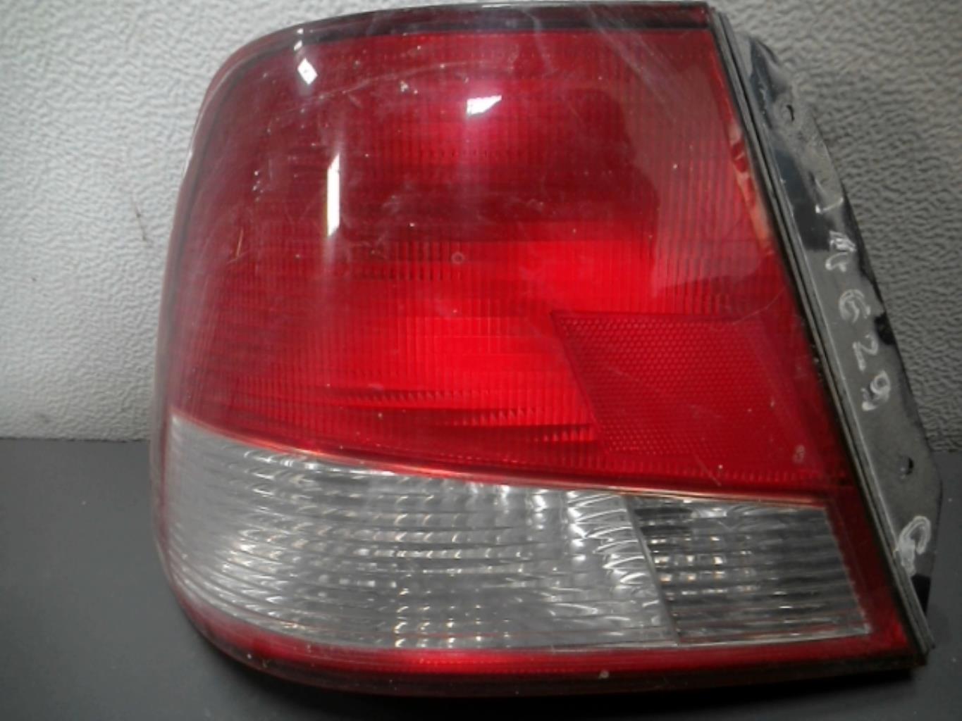 Fanale posteriore principale sinistro (luci) HYUNDAI ACCENT 1 Diésel - 1