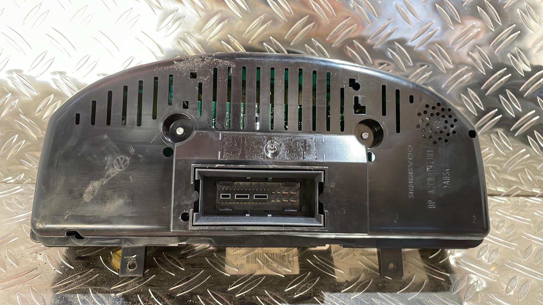 Compteur VOLKSWAGEN PASSAT 5 BREAK Diesel - 1