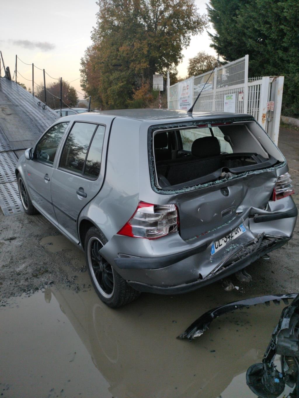 Serratura anteriore sinistra VOLKSWAGEN GOLF 4 Diésel - 1