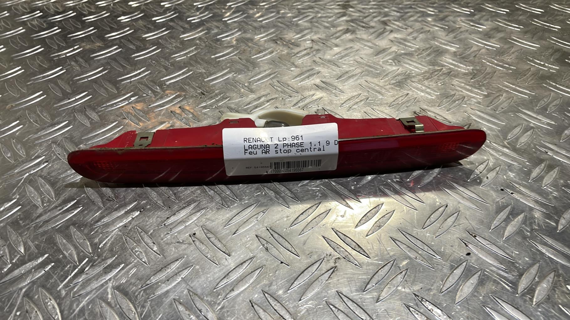 Feu arriere stop central RENAULT LAGUNA 2 PHASE 1 Diesel - 1