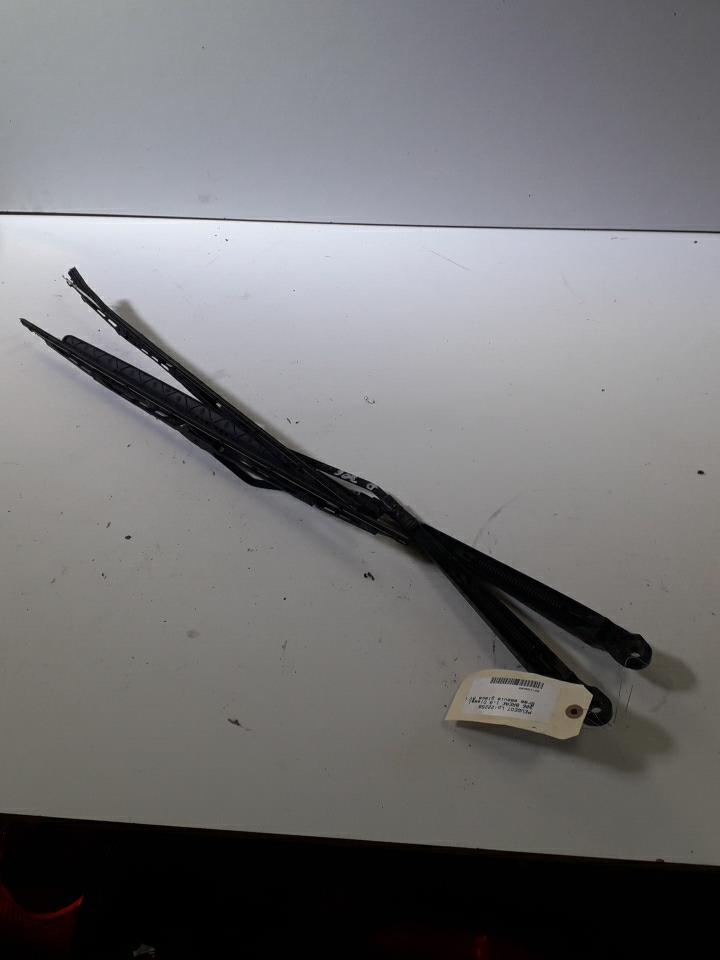 Braccio tergicristallo anteriore destro PEUGEOT 306 BREAK Diésel - 1