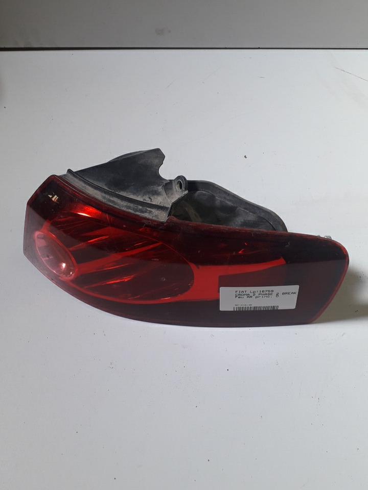 Fanale posteriore principale destro (luci) FIAT CROMA 2 PHASE 2 BREAK Diésel - 1