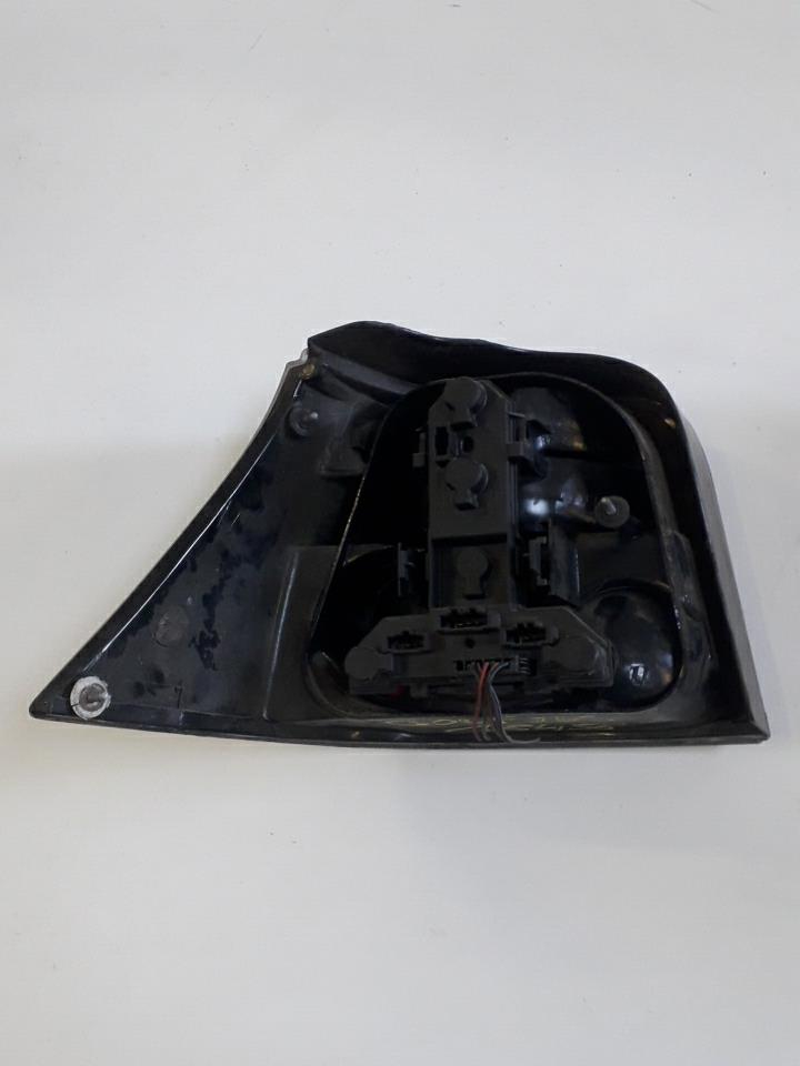 Fanale posteriore principale destro (luci) VOLKSWAGEN GOLF 4 Diésel - 1