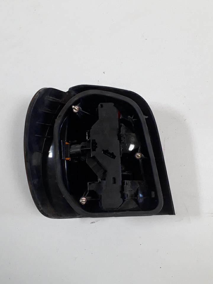 Fanale posteriore principale destro (luci) VOLKSWAGEN POLO 3 PHASE 1 Gasolina - 1