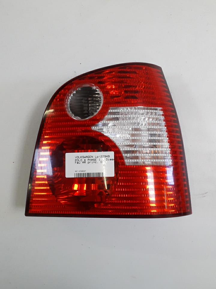 Fanale posteriore principale destro (luci) VOLKSWAGEN POLO 4 PHASE 1 Diésel - 1