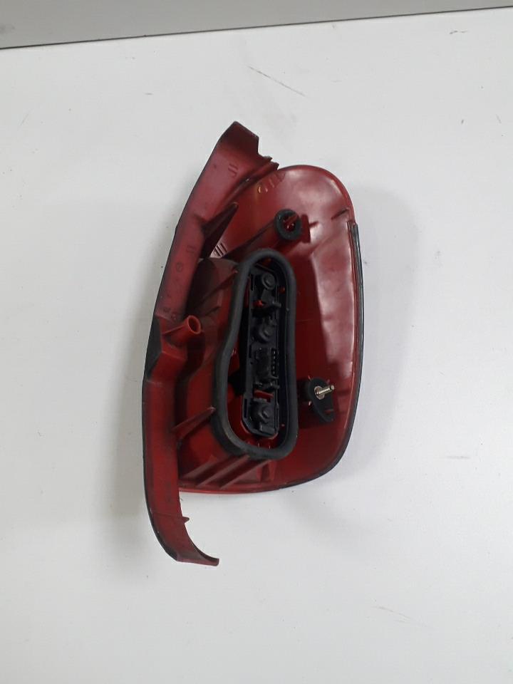 Fanale posteriore principale sinistro (luci) PEUGEOT 306 BREAK Diésel - 1