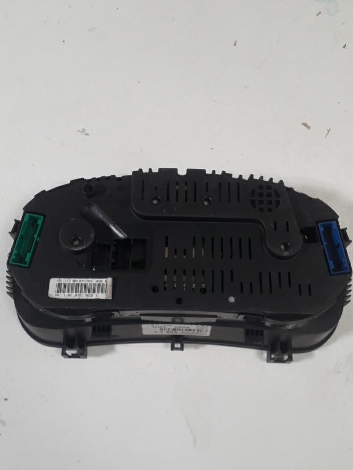 Compteur VOLKSWAGEN GOLF 4 Diesel - 1