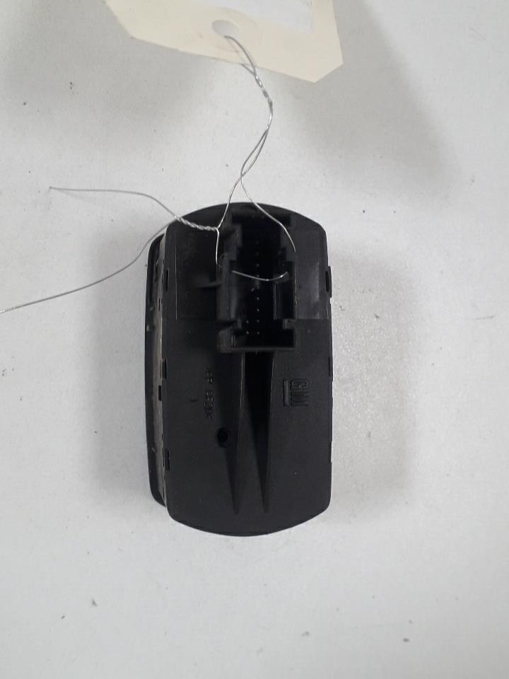 Interrupteur de leve vitre OPEL CORSA D PHASE 1 Diesel - 1