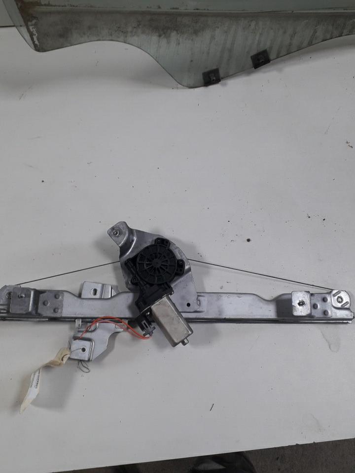 Meccanismo alzacristalli elettrico anteriore destro DACIA SANDERO 1 Gasolina/GLP - 1