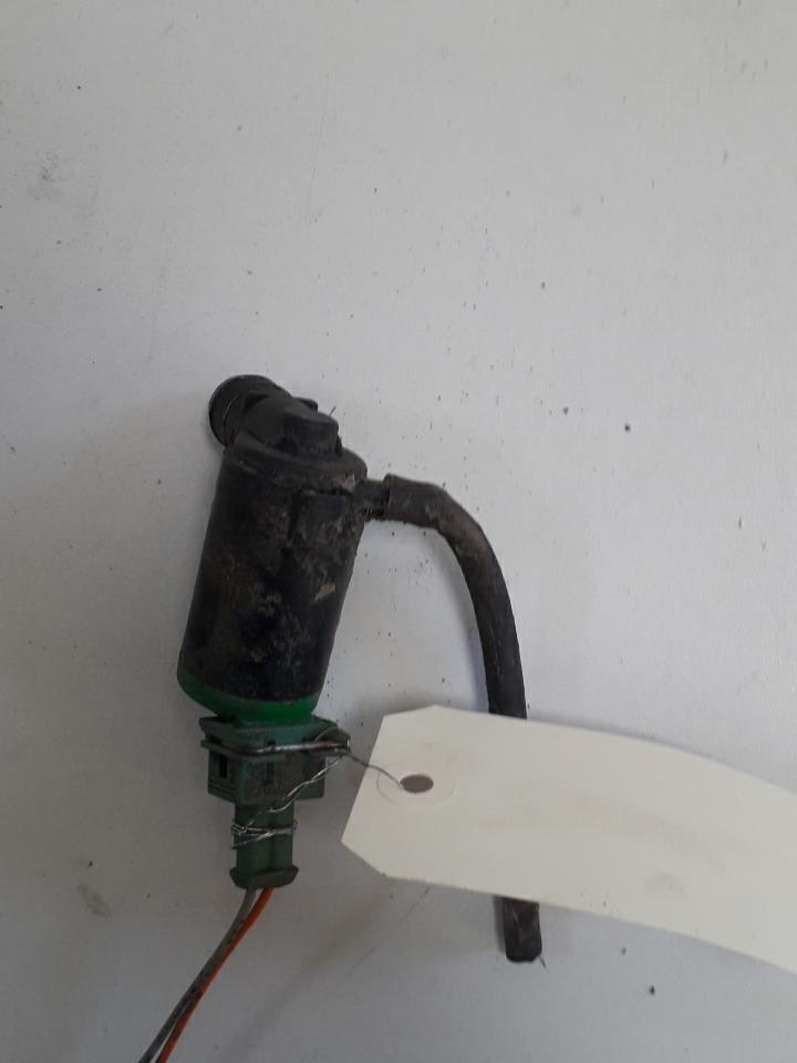 Pompa lavacristalli anteriore PEUGEOT 406 PHASE 2 Diésel - 1