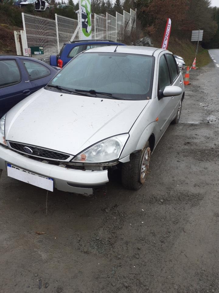 Feu arriere secondaire droit (feux) FORD FOCUS 1 Diesel - 1